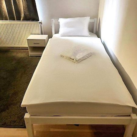 Adelin Einzelzimmer Hostel Bécs Kültér fotó