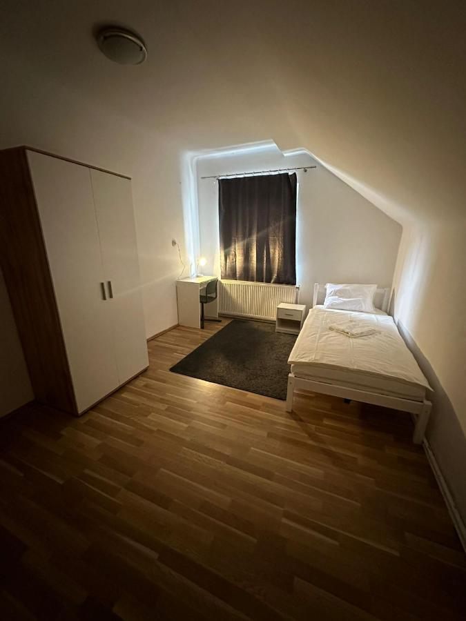 Adelin Einzelzimmer Hostel Bécs Kültér fotó